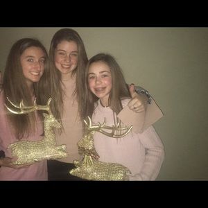 Meet your Posher, Caroline